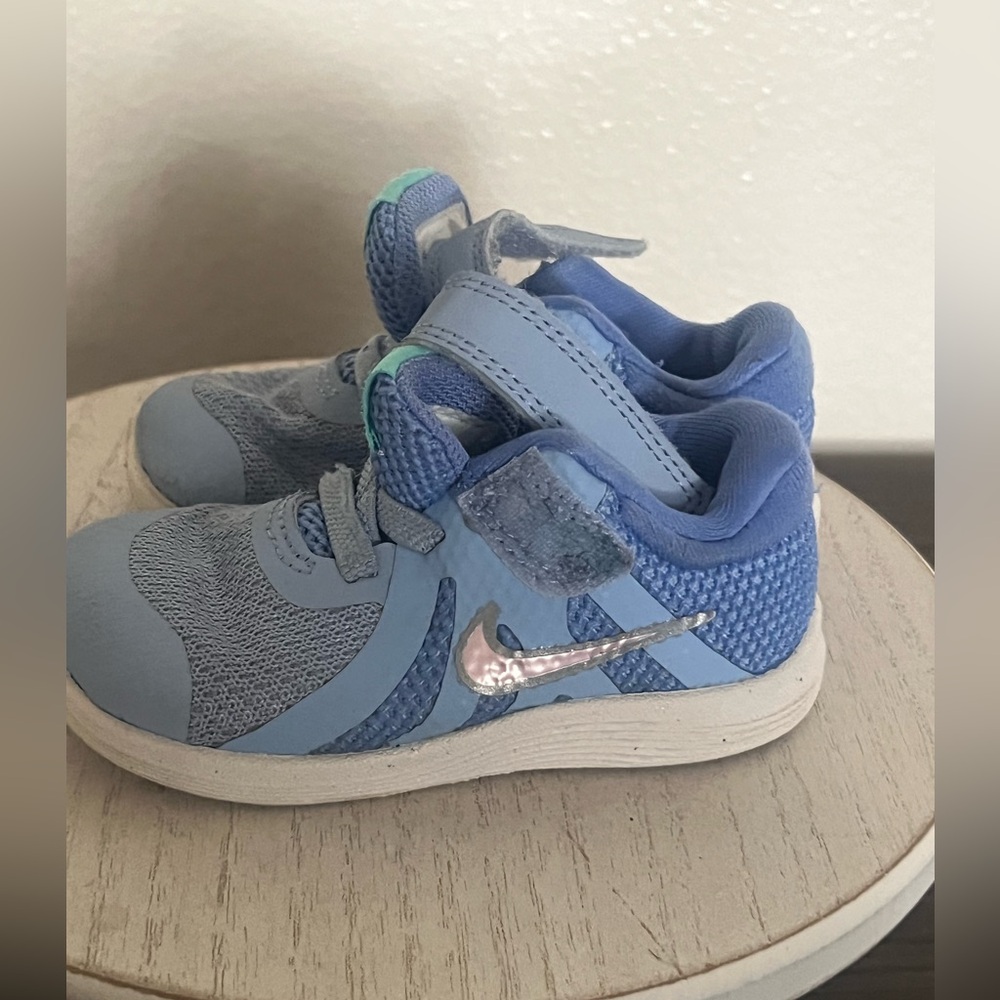 Nike Toddler Revolution Walker Sneakers sz 5C